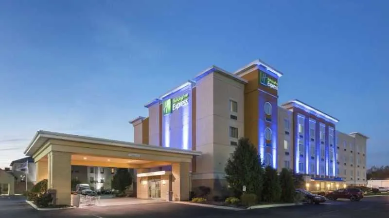 Holiday Inn Express in Ohio - $4.1 Million Acquisition Loan